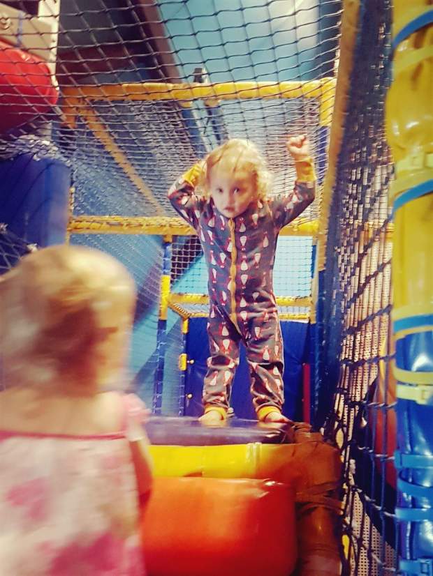 received_1469836679729906